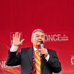 "Tablo, yanlış politikaların eseridir!"