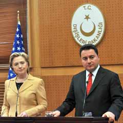 Clinton, Türkiye'den ayrıldı