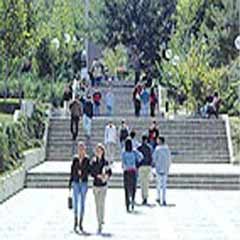 Kız öğrencilerin kampüs kabusu!