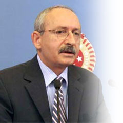 Vakit muhabirine linç girişimi!