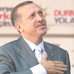 Erdoğan, Polat'ı tebrik etti