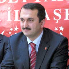 SP'den Şahin'e: Evren de halkı tehdit etmişti