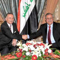 İhsanoğlu, Bağdat'ta Talabani ile bir araya geldi  