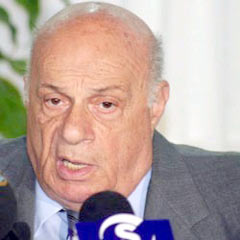 Denktaş, Ergenekoncuları öve öve bitiremedi