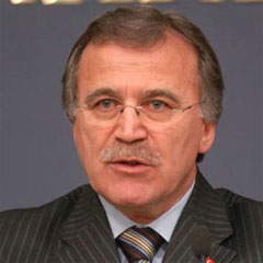 Adli Tıp Kurumu'na Şahin operasyon!