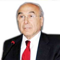 Durak, mahkemeye başvurdu!