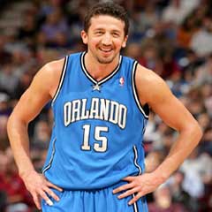 Hidayet Türkoğlu 11 sayı attı