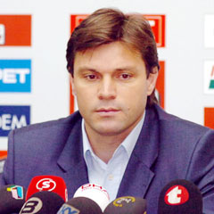 Ertuğrul Sağlam üzgün