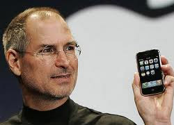 Steve Jobs'un evi soyuldu