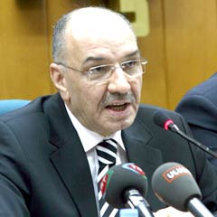 Türk-İş'ten Ergenekon tehdidi!