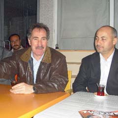 Bakan Günay, partililerle bir araya geldi
