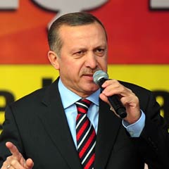 Erdoğan: Arı kovanına çomağı soktuk