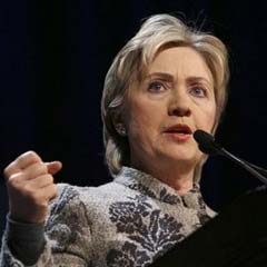 Clinton göreve başladı