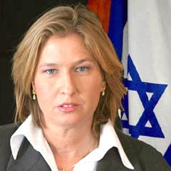 Livni kaşımaya devam ediyor