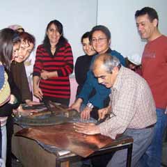 Bakır rölyef kursu yoğun ilgi görüyor