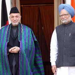 Afganistan Devlet Başkanı Karzai Hindistan'da