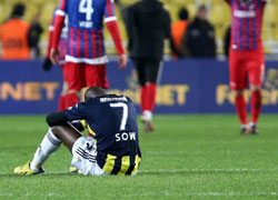 Fener'e evinde ağır yenilgi