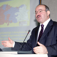 Bakan Hüseyin Çelik'e suç duyurusu!