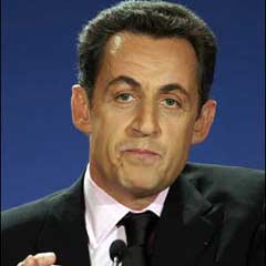 Sarkozy: Acil ateşkes sağlanmalı