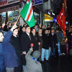 Alperen Ocakları Çeçen komutana sahip çıktı