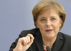 Merkel:İmtiyazlı Ortaklık Gündemde Deil
