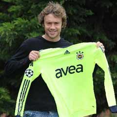 FB'li Lugano sözleşmeyi yenilemek istiyor