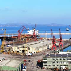 Dış ticaret açığı yüzde 48,8 azaldı