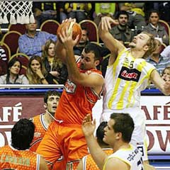 Fenerbahçe Ülker evinde çok mutlu