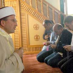 Aleviler, “Ötekileştirilenler” araştırmasına itibar etmedi