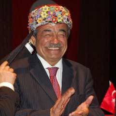 Genç: AK Partililerin kafasına kurşun sıkacaksın