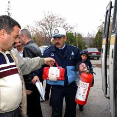 Öğrenci servis araçlarına sıkı denetim