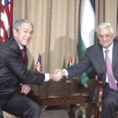 Bush, Abbas'la biraraya geldi