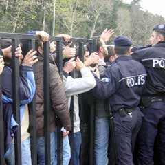 Bilet alan taraftarlara GBT uygulaması