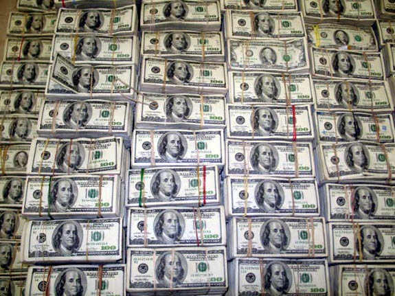 Bankalararası satışta dolar en düşük 1,4610 YTL