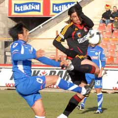 Kayserispor 2 - İstanbul B. Bld: 0 (maç sonu)