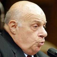 Denktaş Papadopulas hakkında ne düşünüyor?