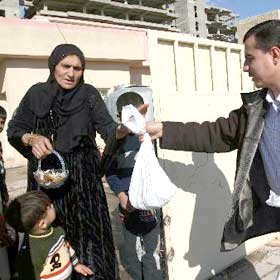 K. Irak'ta Türk okulları, 10 bin aileye et yardımı yaptı