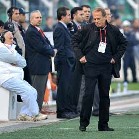 Beşiktaş'ta 4 eksik