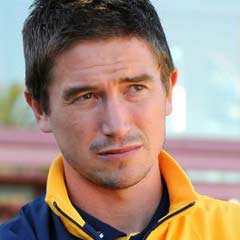 Kewell tedavisi için Avustralya'ya gitti