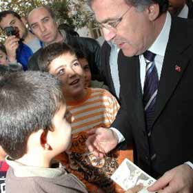 Bakan'dan bayram harçlığı