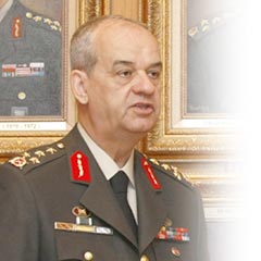 Başbuğ, gazilerin bayramını kutladı