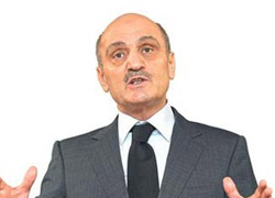 Bayraktar sert çıktı