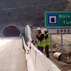 Tatilciler, Bolu Dağı Tüneli'ne dikkat!
