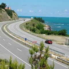 Karadeniz sahil yolu ulaşıma açıldı