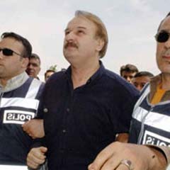 Muzaffer Tekin, CHP'li belediyede çalışmış!