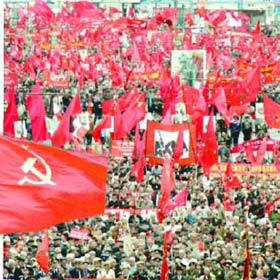 Komünistler: Sovyetler birliği yeniden kurulsun!