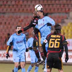 Lider, Kayseri'de 2 puan bıraktı