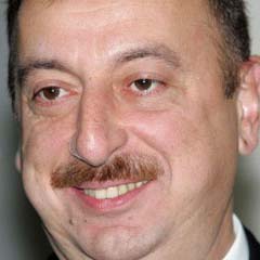 Aliyev Türkmenistan'da