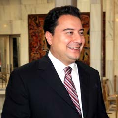 Babacan Orta Asya turuna çıkıyor