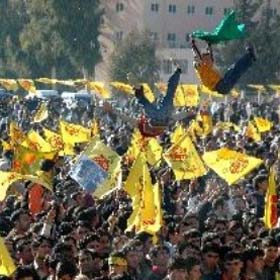 DTP'liler, PKK sloganlarıyla karşılandı